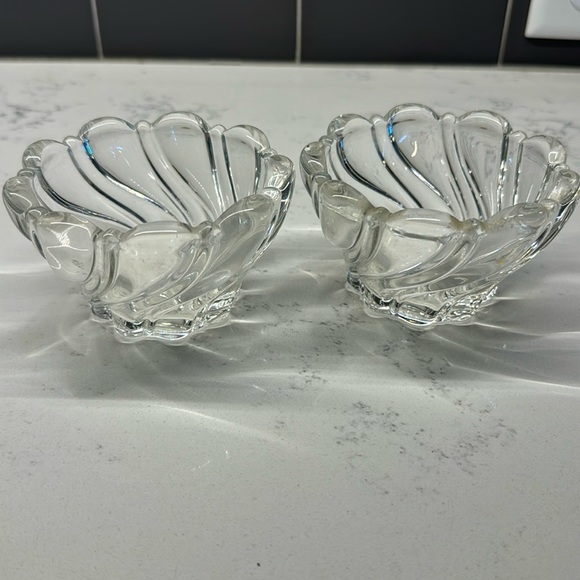 MIKASA Peppermint Clear Crystal Swirl Scalloped Edge Bowl Candy Candle D… - Picture 1 of 7